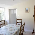 Villa Maison Avec Jardin, Centre Et A Pieds *
