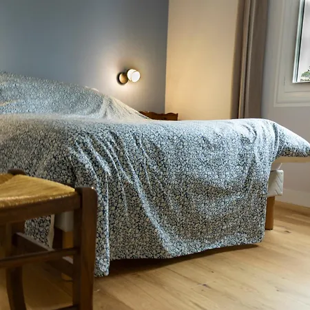 Maison Avec Jardin, Centre Et A Pieds *