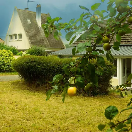 Maison Avec Jardin, Centre Et A Pieds Villa *