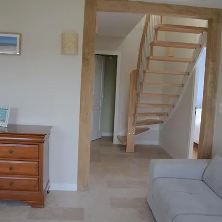 Maison Avec Jardin, Centre Et A Pieds *