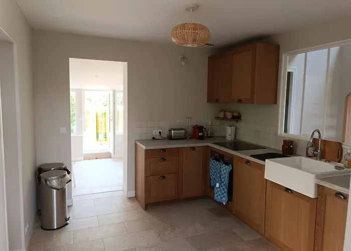 Maison Avec Jardin, Centre Et à Pieds *